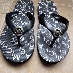 Beautiful Michael Kors Kids slippers